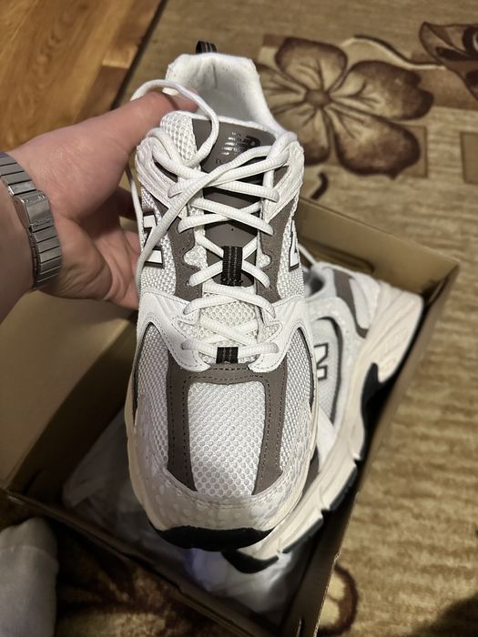 New Balance 530 чисто нови.