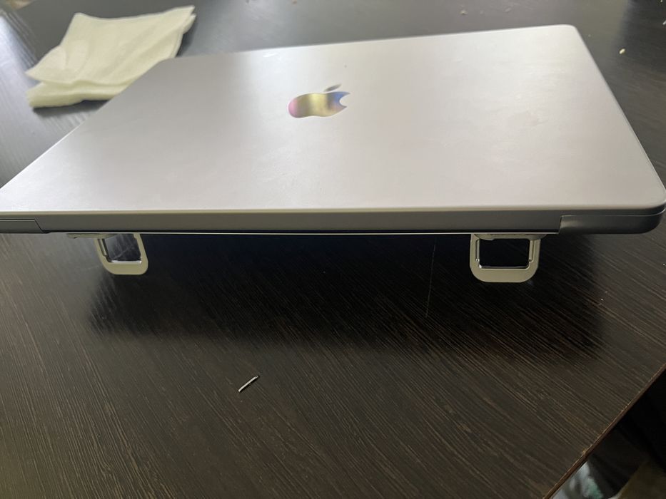 MacBook Pro m1pro  14 дюймов 16+512g2021