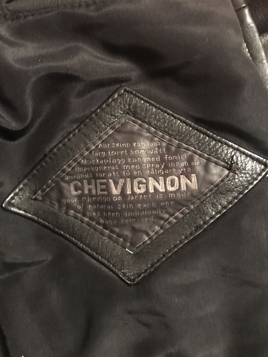 Кожанная куртка CHEVIGNON