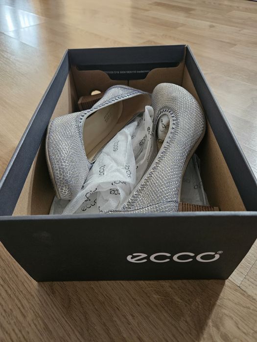 Pantofi damă Kordel mărimea 38 –eleganți, foarte comozi, stare excelen