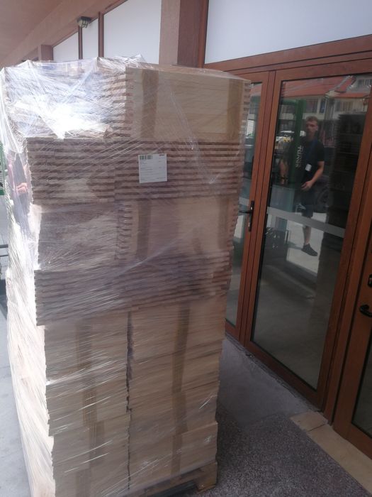 Пчелни кошери и рамки от чамов материал