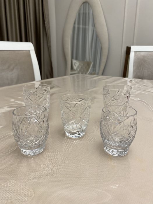 Хрустальные фужеры и рюмки разные