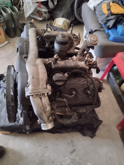 Двигател 2,5 TDI 180 к.с.4*4 Код двигател AKE