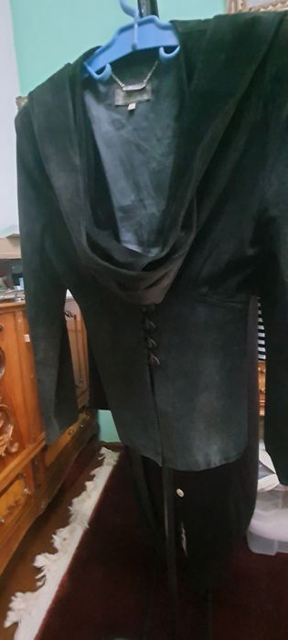 Костюм тройка б/у