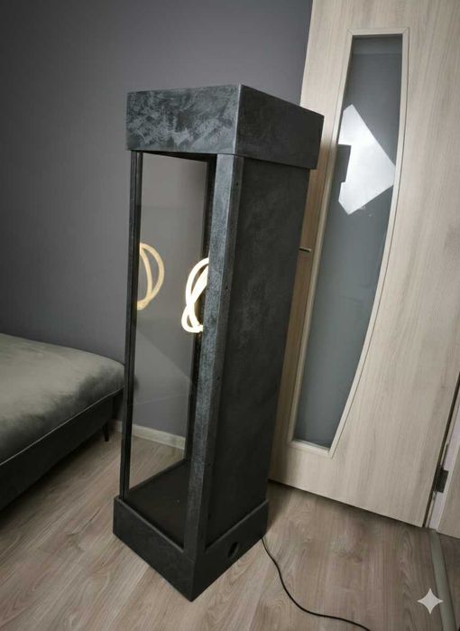 Голяма Стояща Подова Черна Лампа
