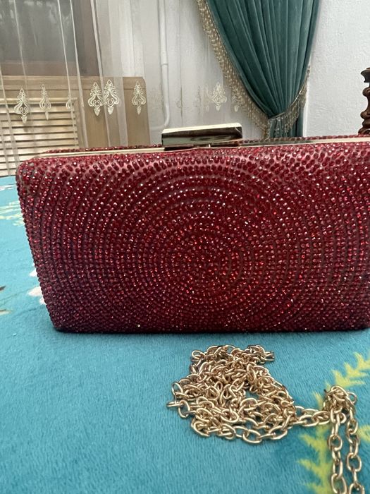 Сумка красная 3000 черная 5000