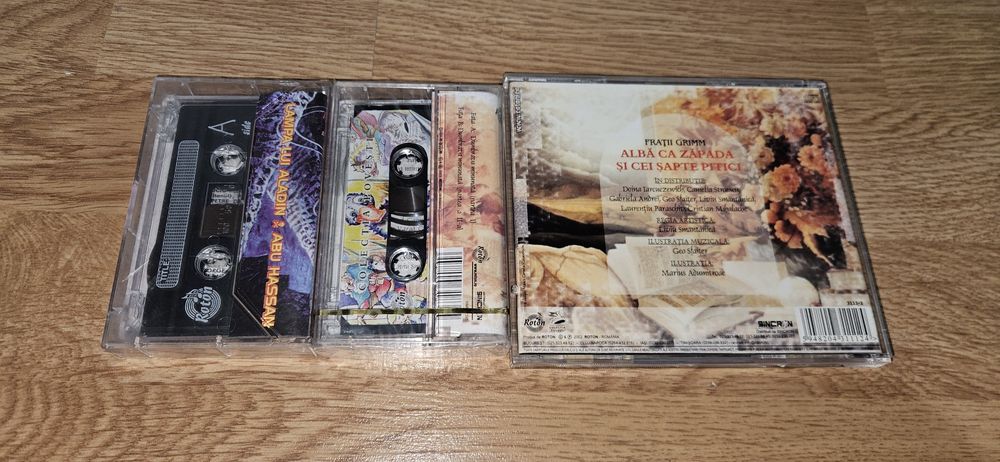 Lot 2 casete si un cd povesti Roton