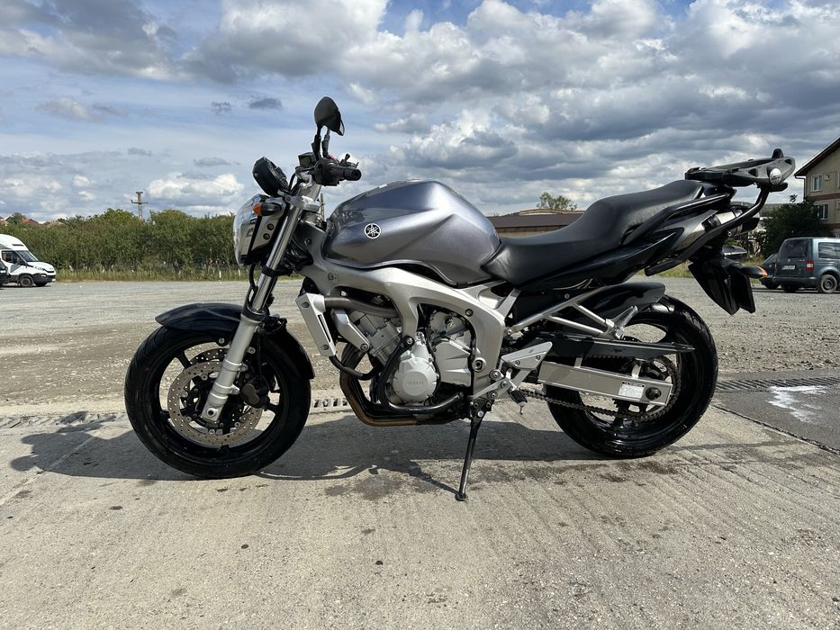 Yamaha FZ6 Naked