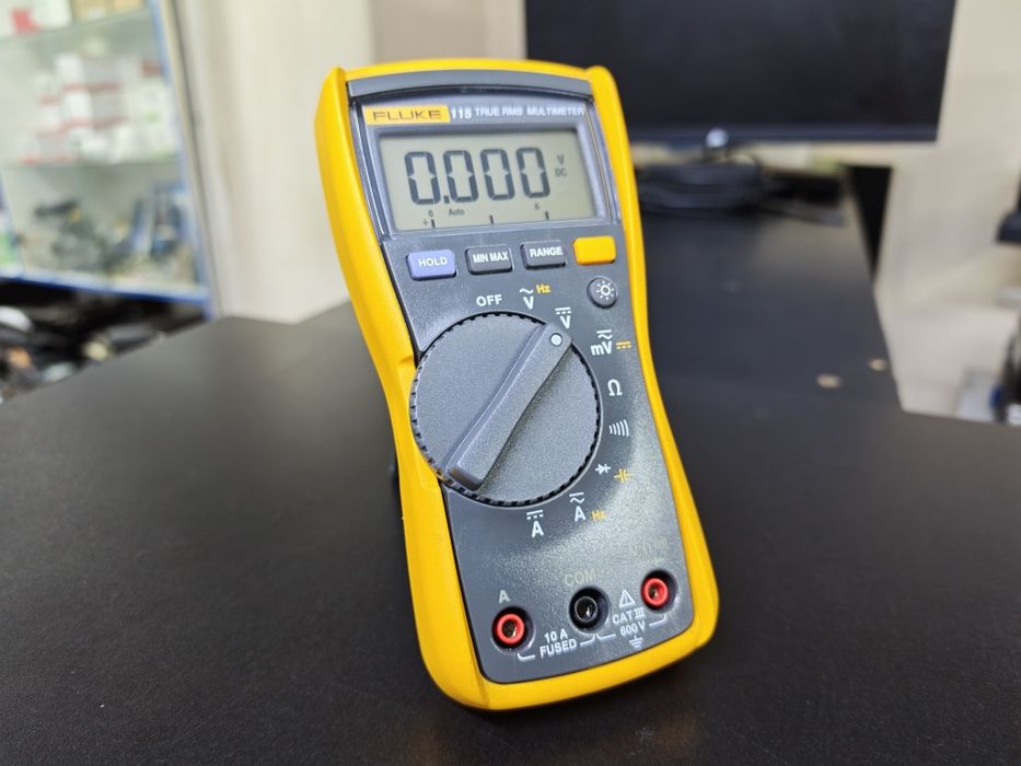 Мультиметр Fluke 115