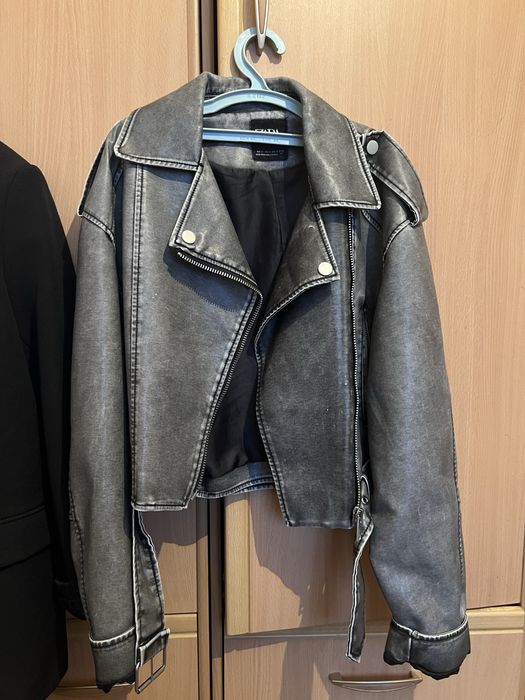 Продам женскую косуху