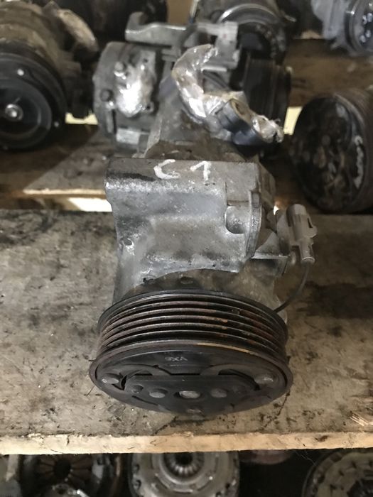 Компресор климатик ситроен пежо тойота 1.0 cotroen peugeot toyota 1.0i