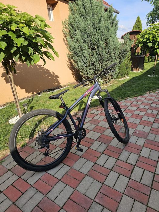Vand doua biciclete cu roti de 26"