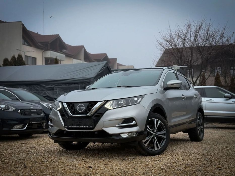 Nissan Qashqai panoramic/scaune incalzite/rate/garantie
