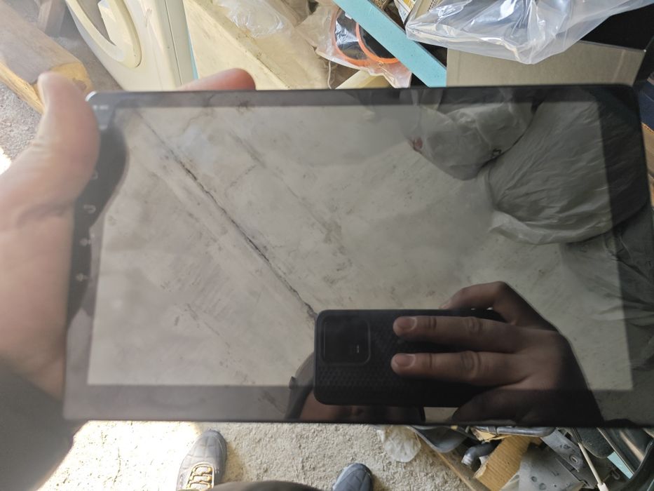 Продам автомагнитолу Teyes x1