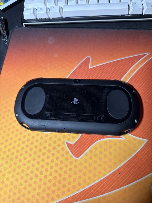 PS Vita 2000 8GB