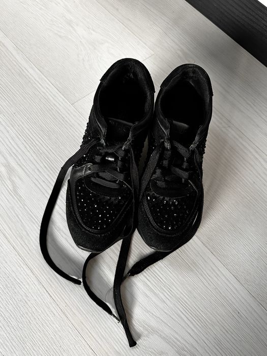 Черни маратонки с камъни Liu Jo 35 номер