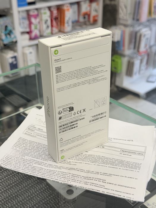 Apple iPhone 17 256GB Sage Чисто Нов