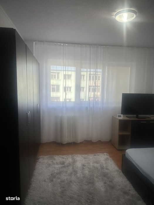 Câmpina - central - ap. 2 cam mobilat - 350 Euro/Luna