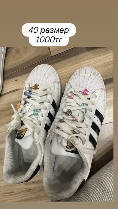 Женская обувь разные