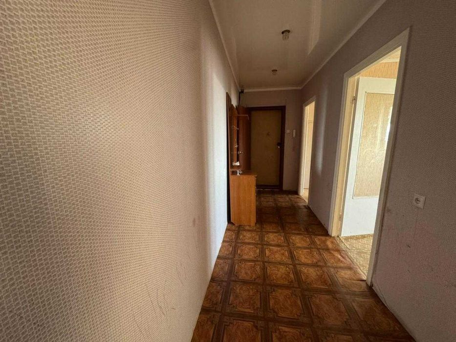 продам 3х комн. квартиру район КЖБИ,