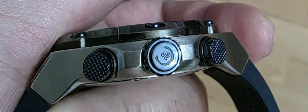 Продам наручные часы Cerruti