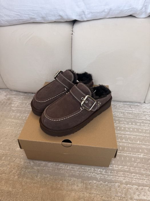 UGG Evelina Goldenstar Clogs