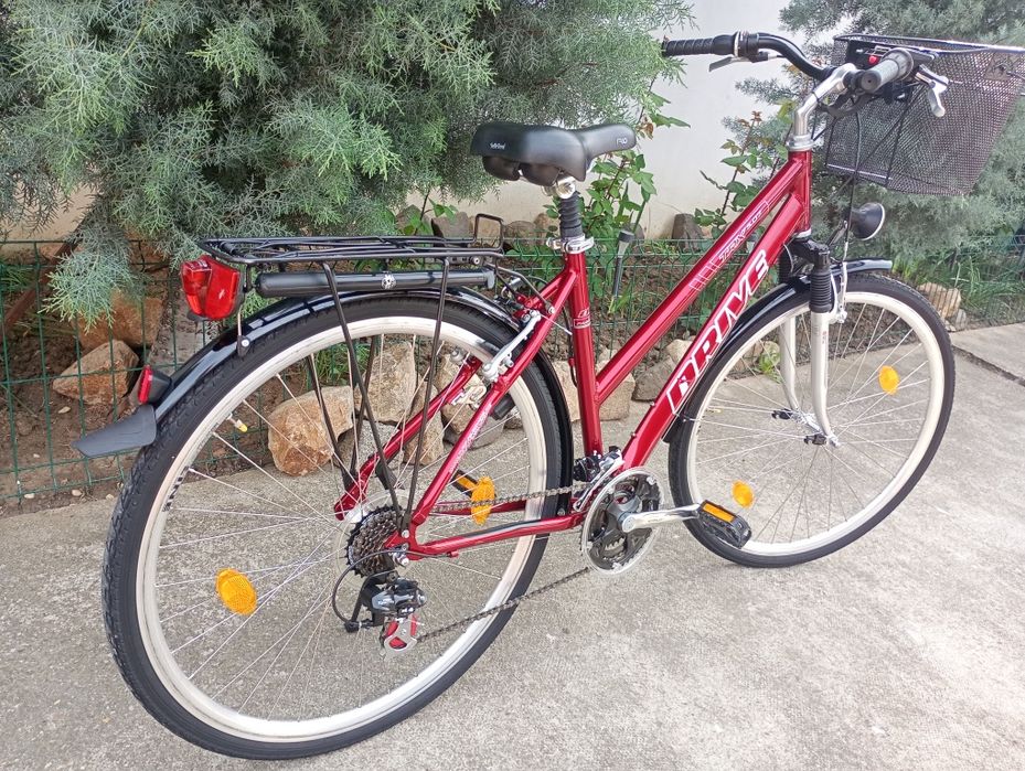 Vând bicicletă damă DRIVE,roti 28,cu 21 viteze,stare ca nouă !