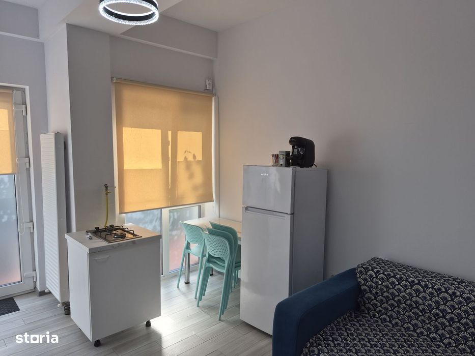 Ideal pentru studenți. Studio utilat complet, centrală gaz, confort — fotografia 3