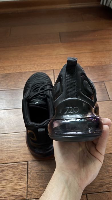 Nike air max 720 обувки