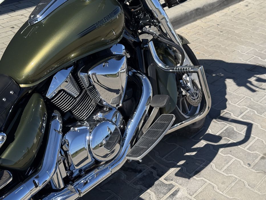 Suzuki Boulevard C109RT VLR1800