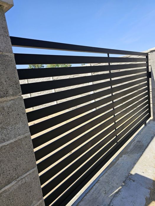 Construim garduri la cerința clientului