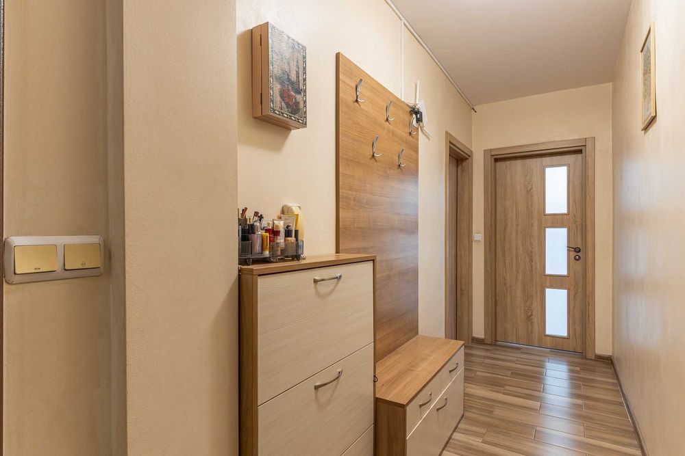 Продава се Тристаен апартамент в Варна, Цветен квартал - 125 кв.м за 2140 €/кв.м - Снимка #12