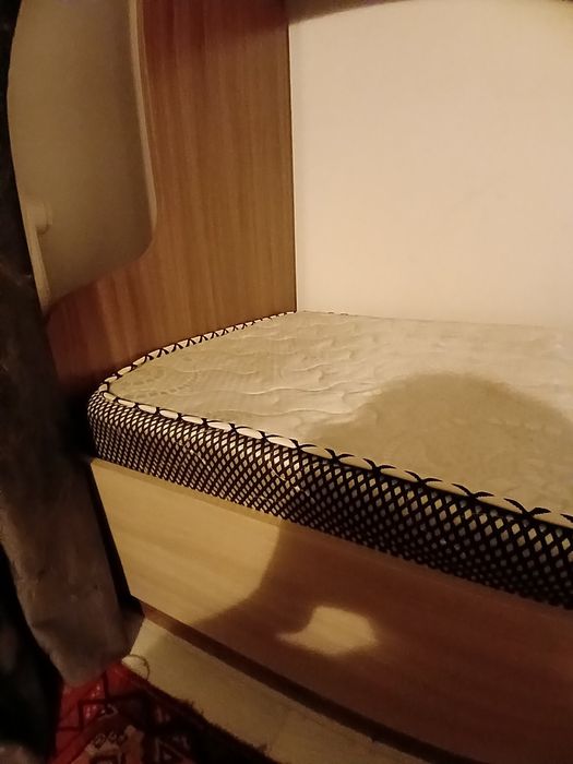 Кравать двух еташка