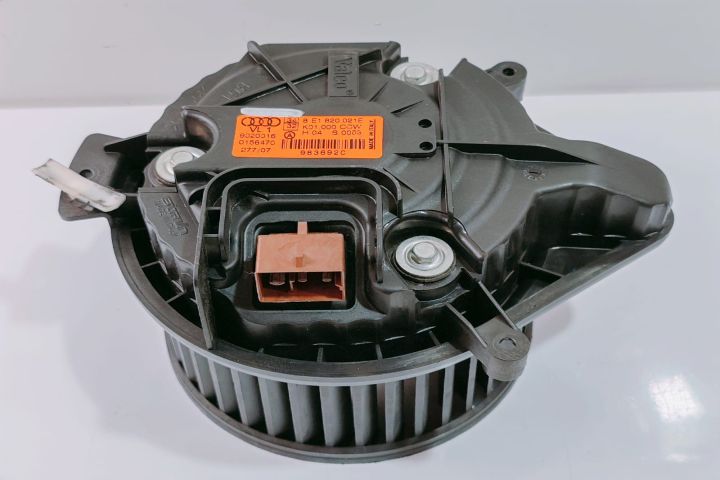 Ventilator  Habitaclu  8E1820021E Audi A4 B6 seria