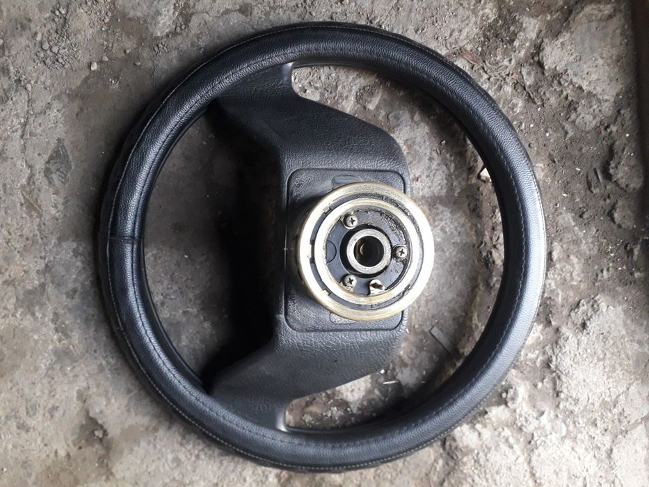 продам руль на ВАЗ.