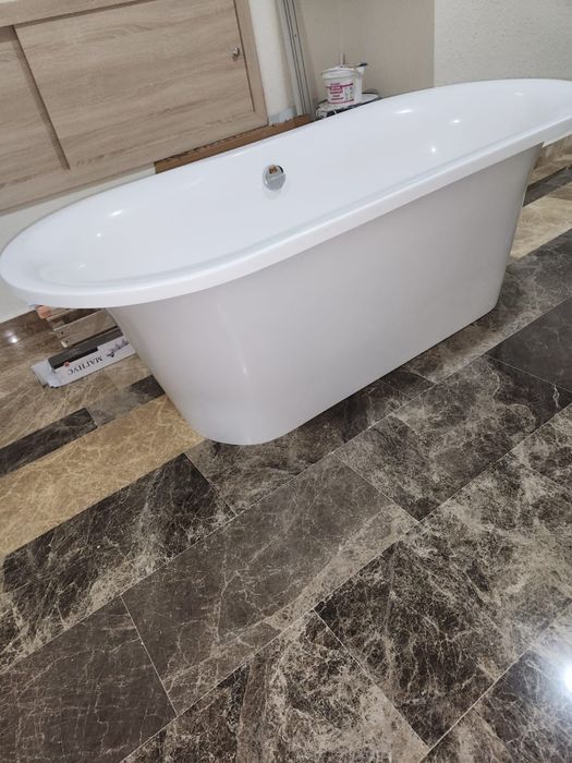 Продается новая ванна