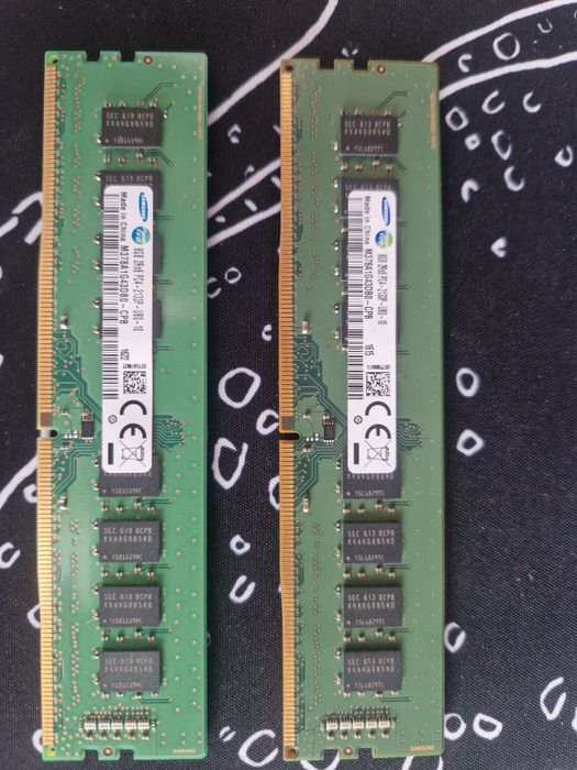 Samsung 16gb (2x8) DDR 4 ОЗУ