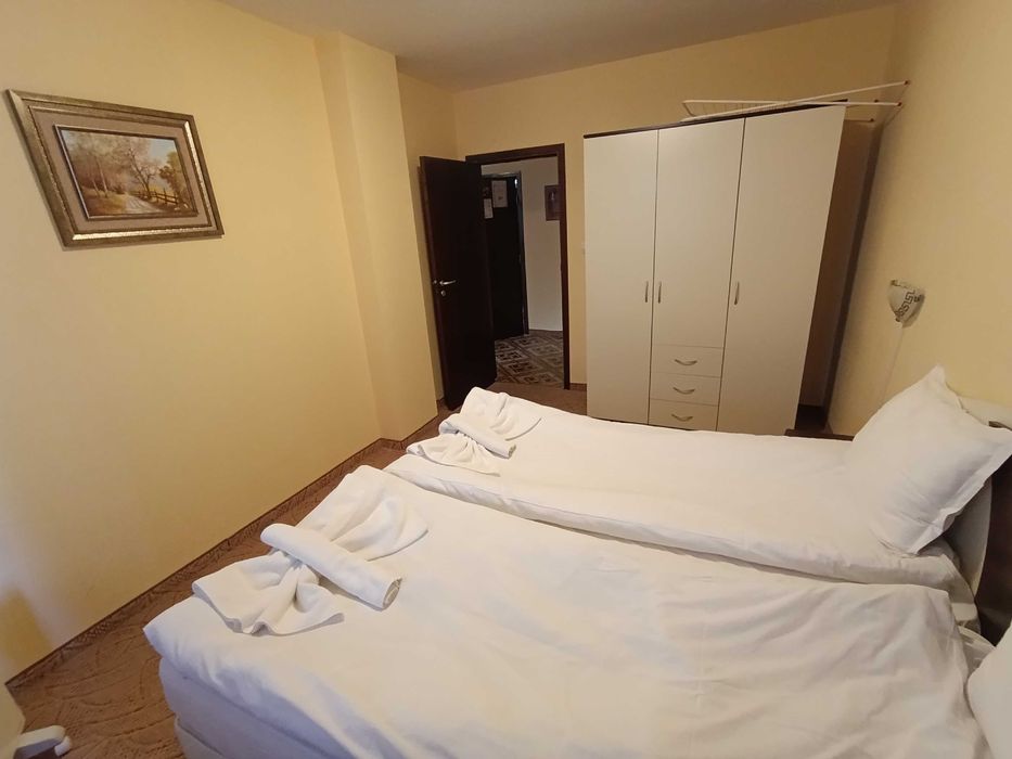 Продава се Двустаен апартамент в к.к. Пампорово - 66 кв.м за 935 €/кв.м - Снимка #2