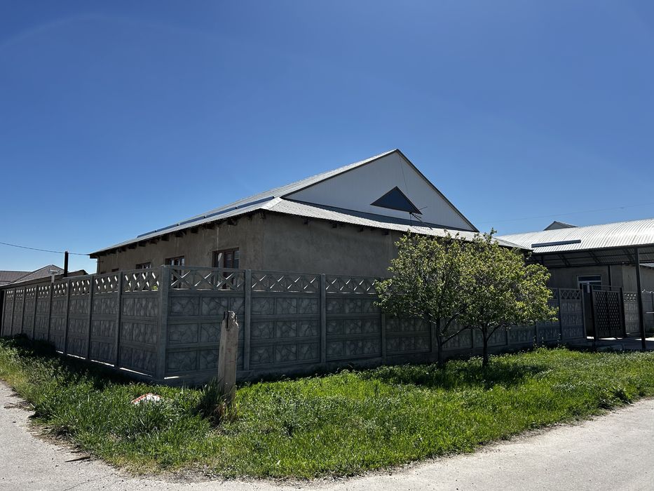 Продается дом на массив Арае