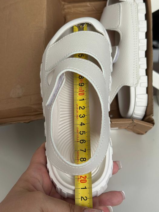 Săndăluțe de vară • 34 EU (21 cm)