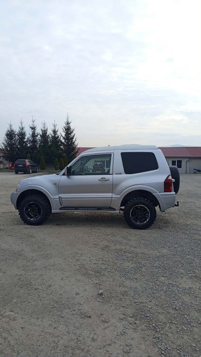 Mitsubishi Pajero MK3 Autoutilitara