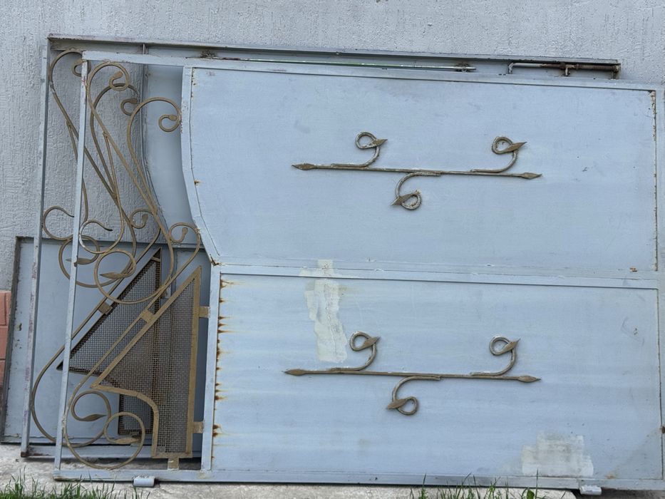 Продам б/у ворота