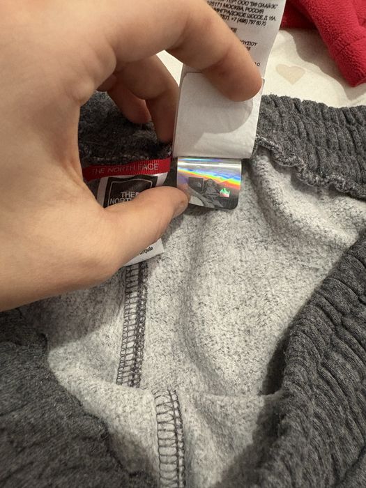 Pantaloni trening The North Face gri L - stare foarte buna