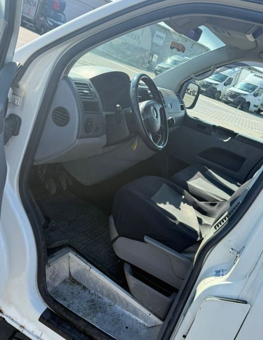 VOLKSWAGEN Transporter 2007 — imagine 3