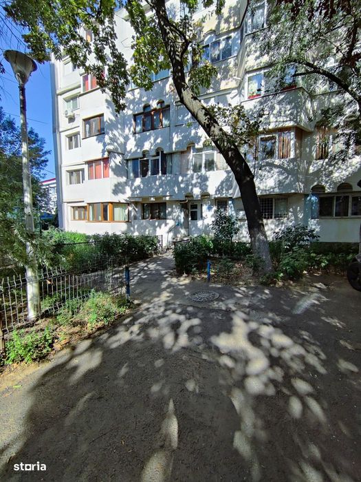 PARTICULAR Apartament de inchiriat 84mp 3cam parter Palatul Navigatiei