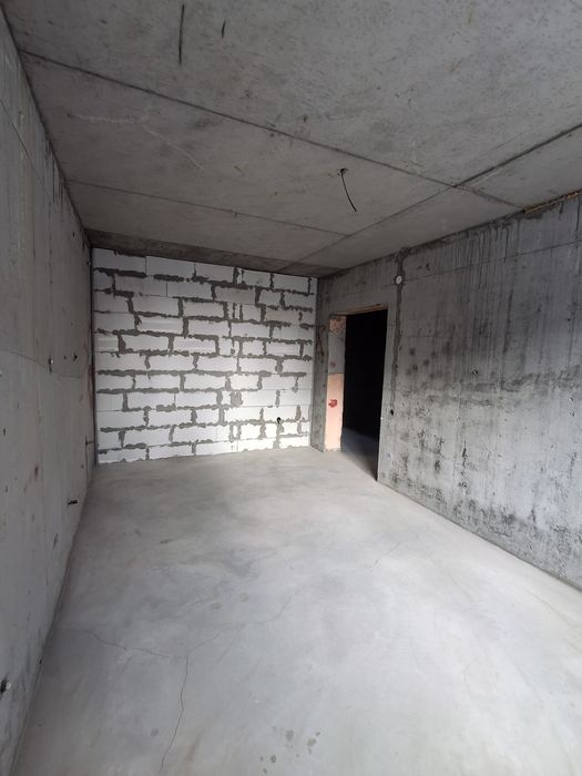 ПРОДАМ 3-комнатную квартиру