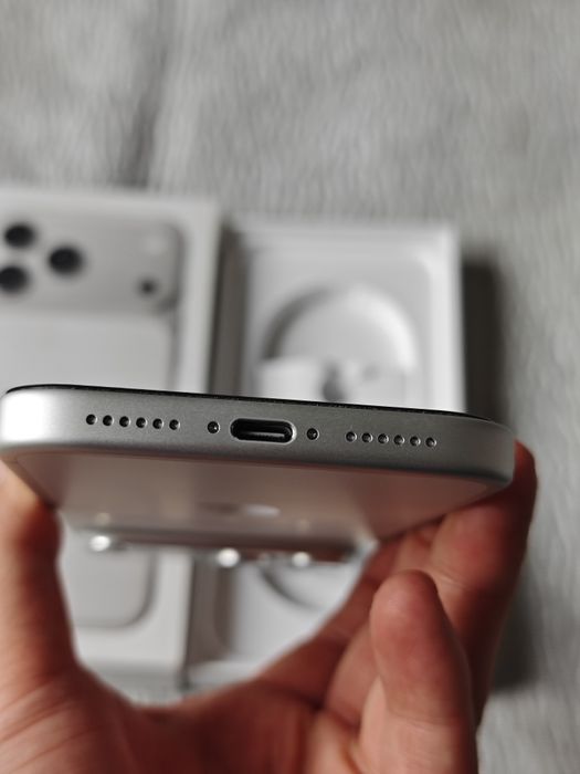 iPhone 17 Pro Max 256Gb идеальный