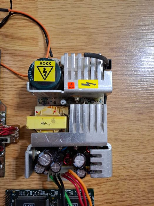 Surse de alimentare in comutatie 220V diferite modele si tensiuni