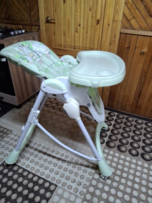 Стул для кормления