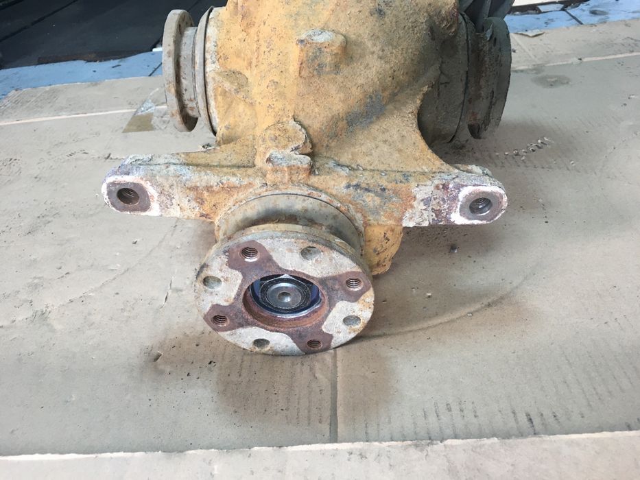 Grup diferential spate Bmw E90 318i/ 320i raport 3:38